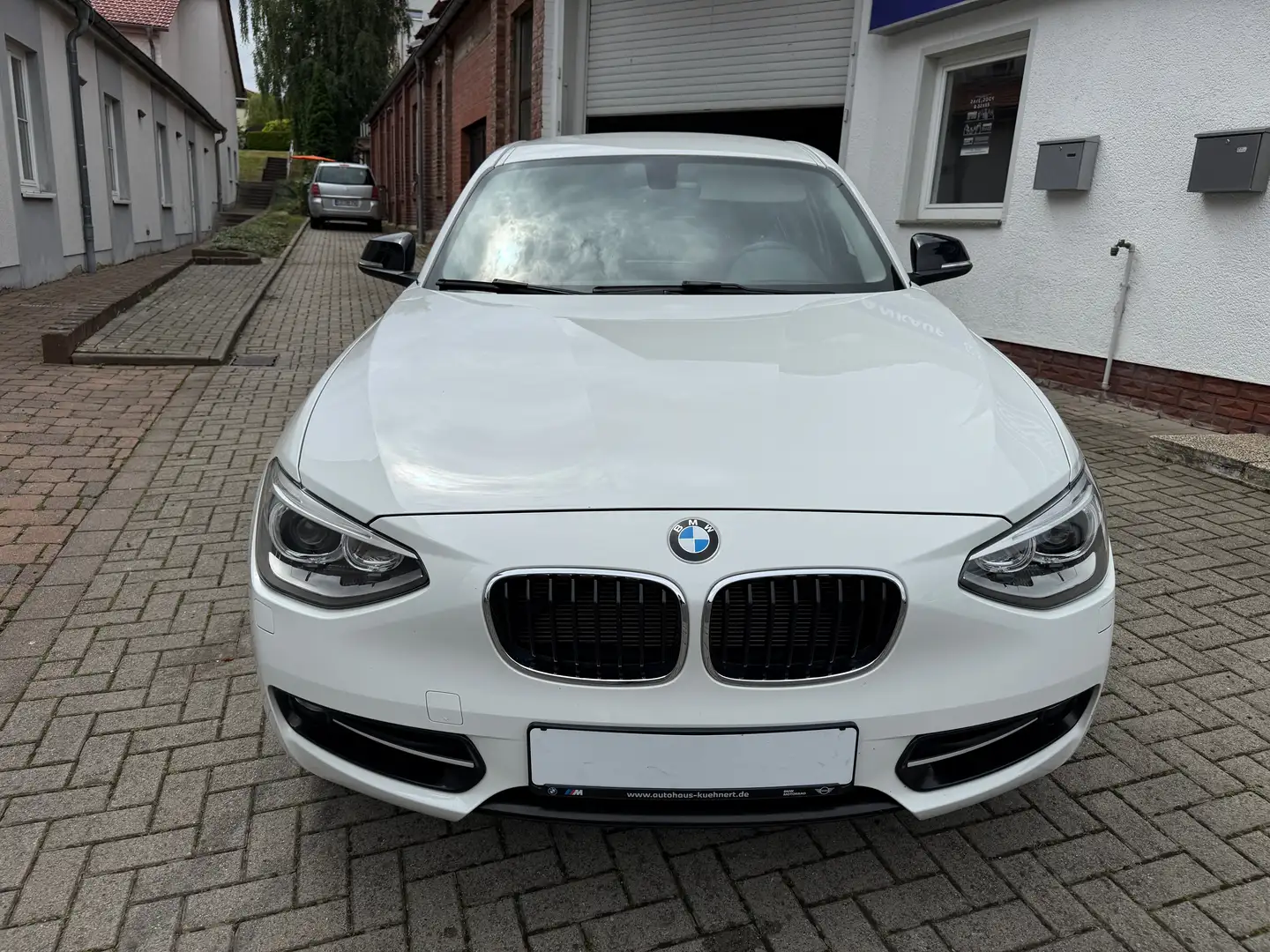 BMW 116 116 d/Sportline/Navi./Scheckheftge. Tüv 05/26 White - 2