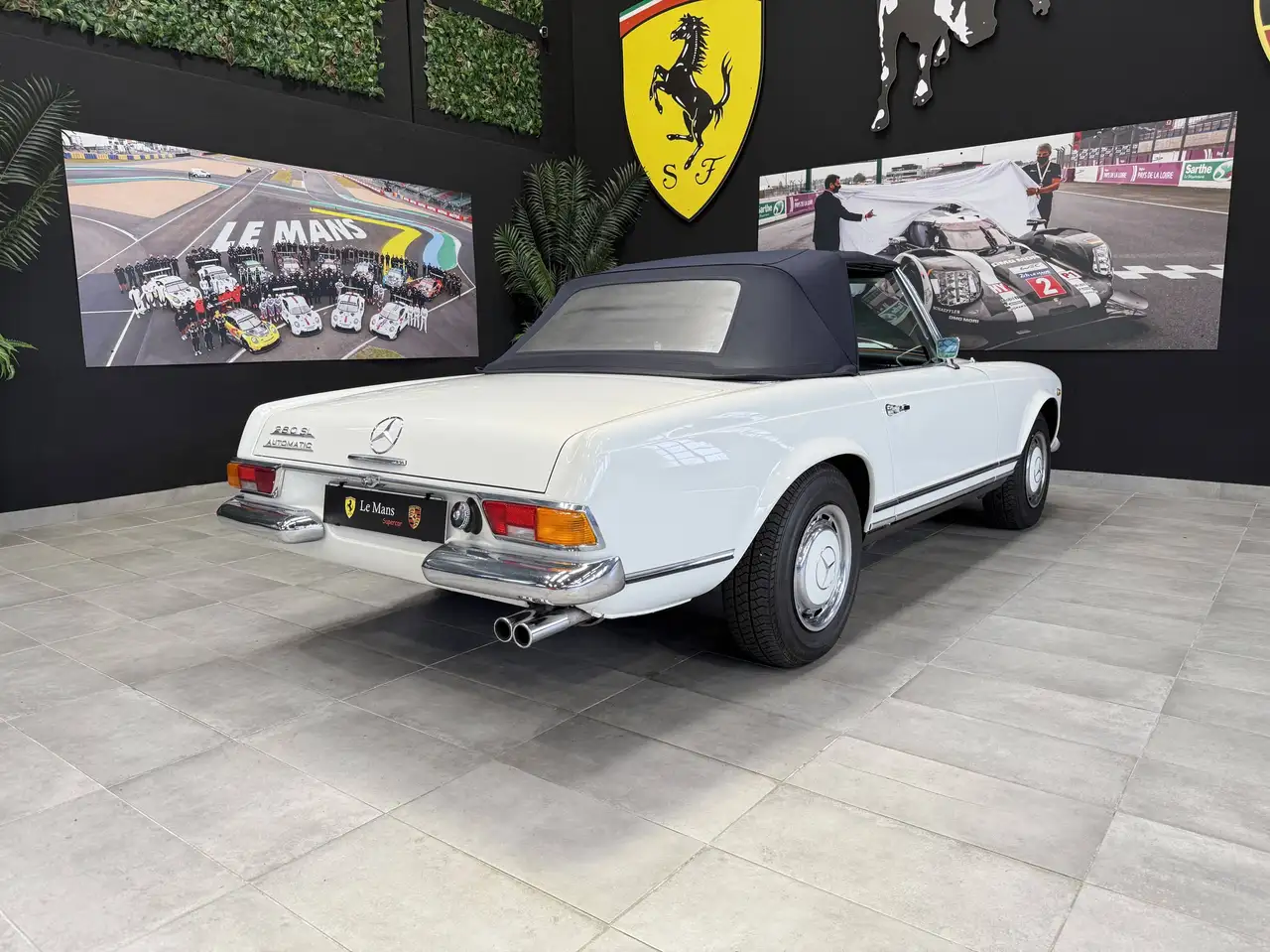 Mercedes-Benz SL 280 Pagoda Roadster *da collezione*, foto 6