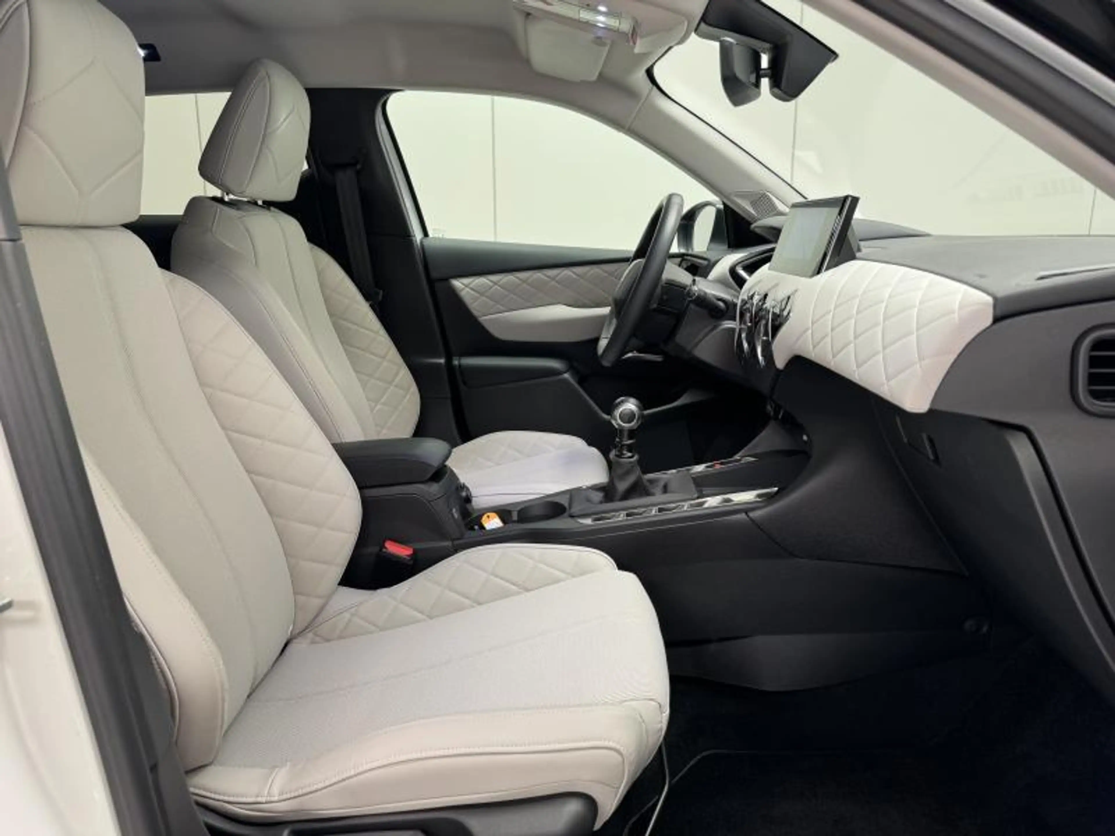 DS Automobiles DS 3 Crossback 1.2i So Chic **NIEUWSTAAT!** LED|GPS|PDC|ACC|CAM|C — photo 3