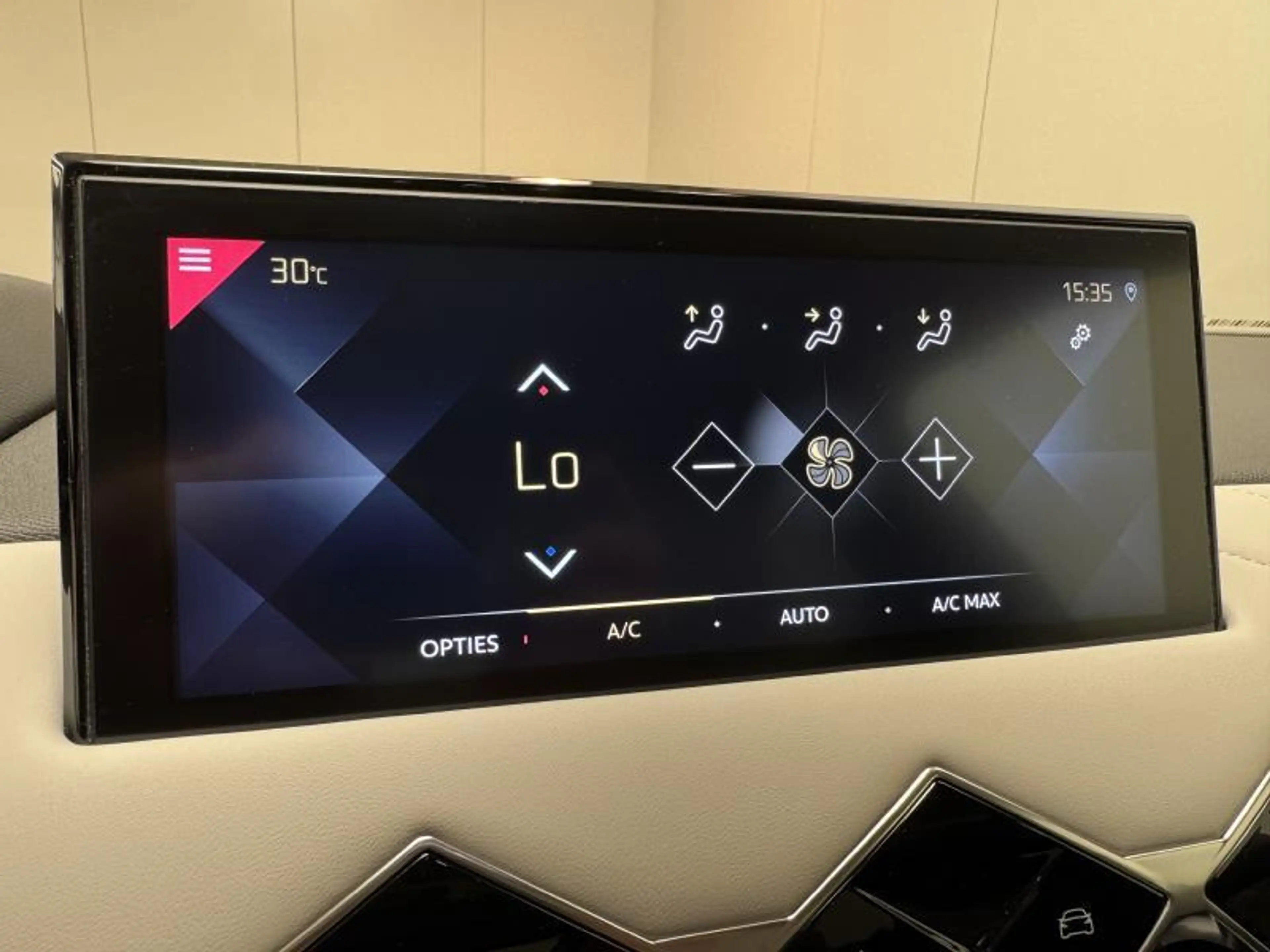 DS Automobiles DS 3 Crossback 1.2i So Chic **NIEUWSTAAT!** LED|GPS|PDC|ACC|CAM|C — photo 18