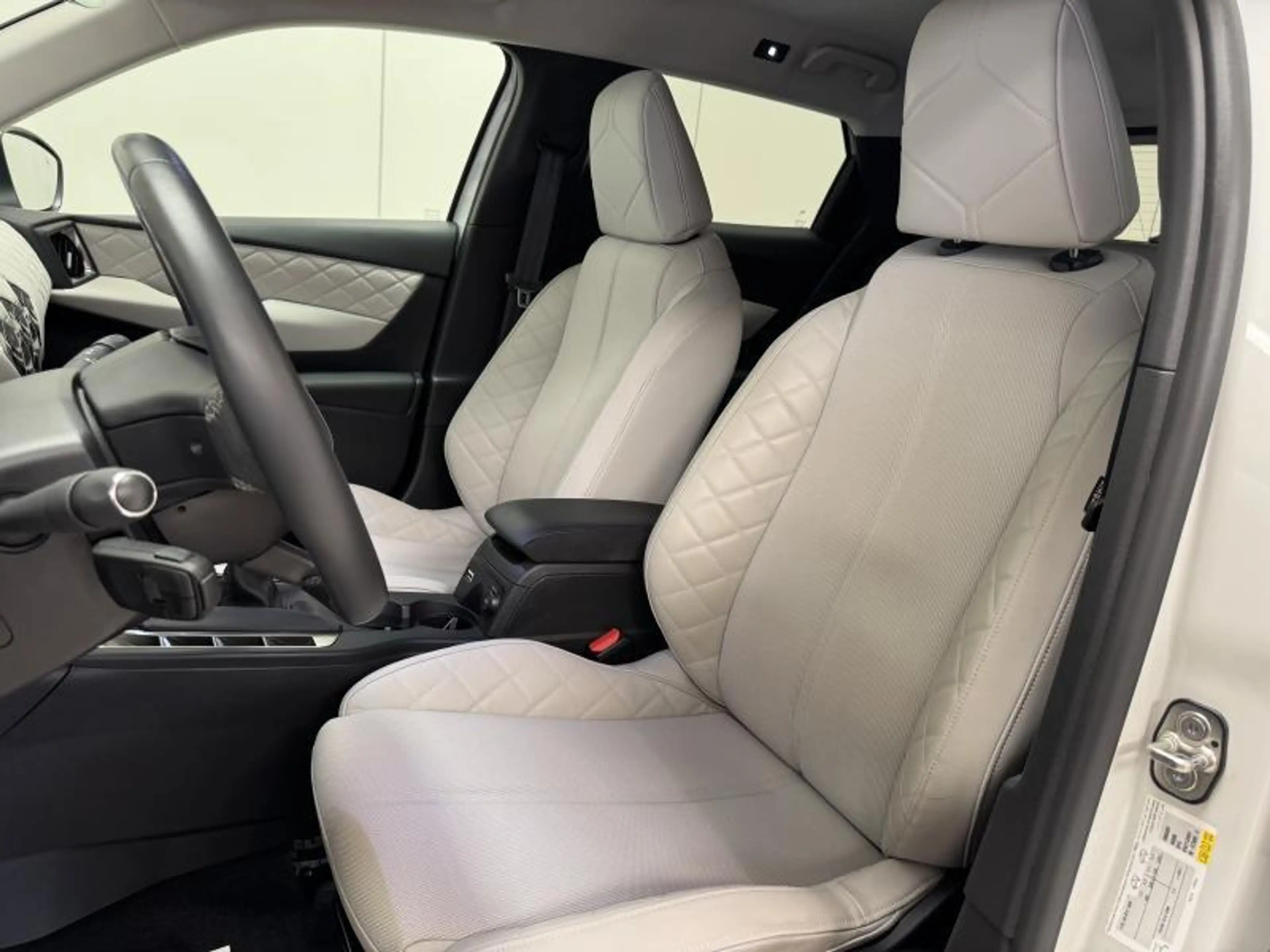 DS Automobiles DS 3 Crossback 1.2i So Chic **NIEUWSTAAT!** LED|GPS|PDC|ACC|CAM|C — photo 24