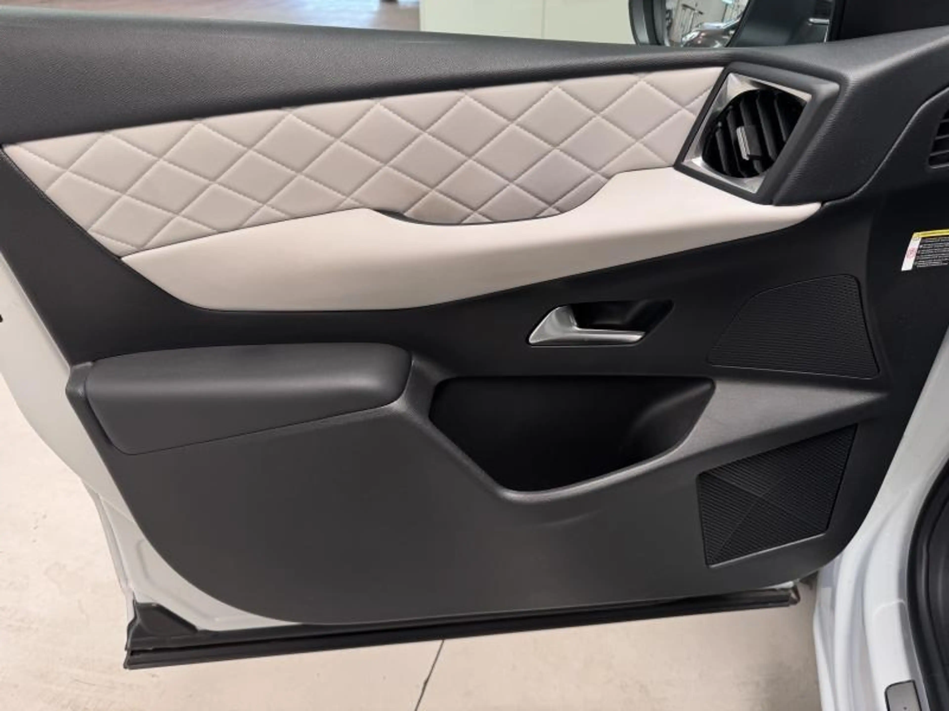DS Automobiles DS 3 Crossback 1.2i So Chic **NIEUWSTAAT!** LED|GPS|PDC|ACC|CAM|C — photo 25