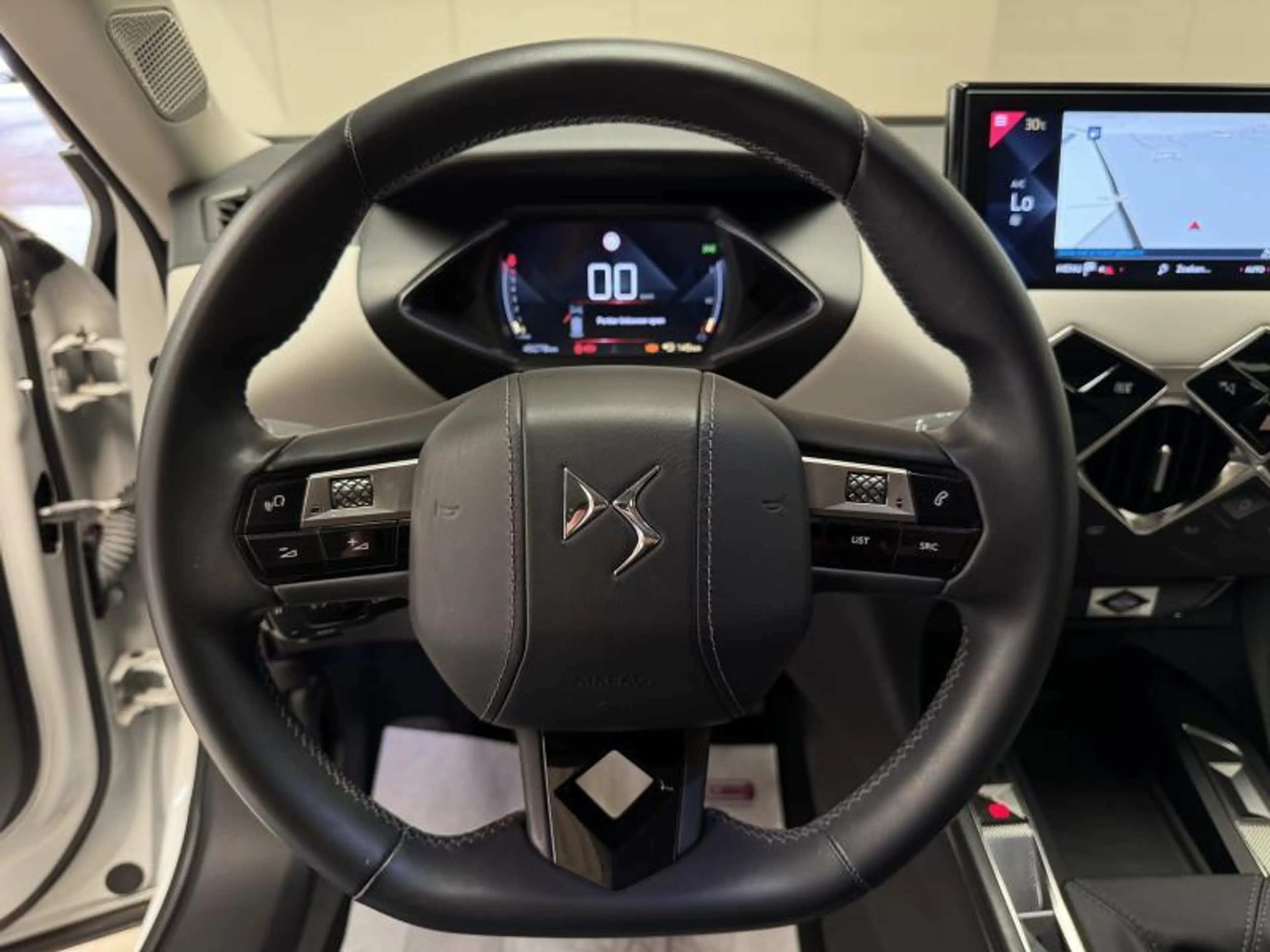 DS Automobiles DS 3 Crossback 1.2i So Chic **NIEUWSTAAT!** LED|GPS|PDC|ACC|CAM|C — photo 2