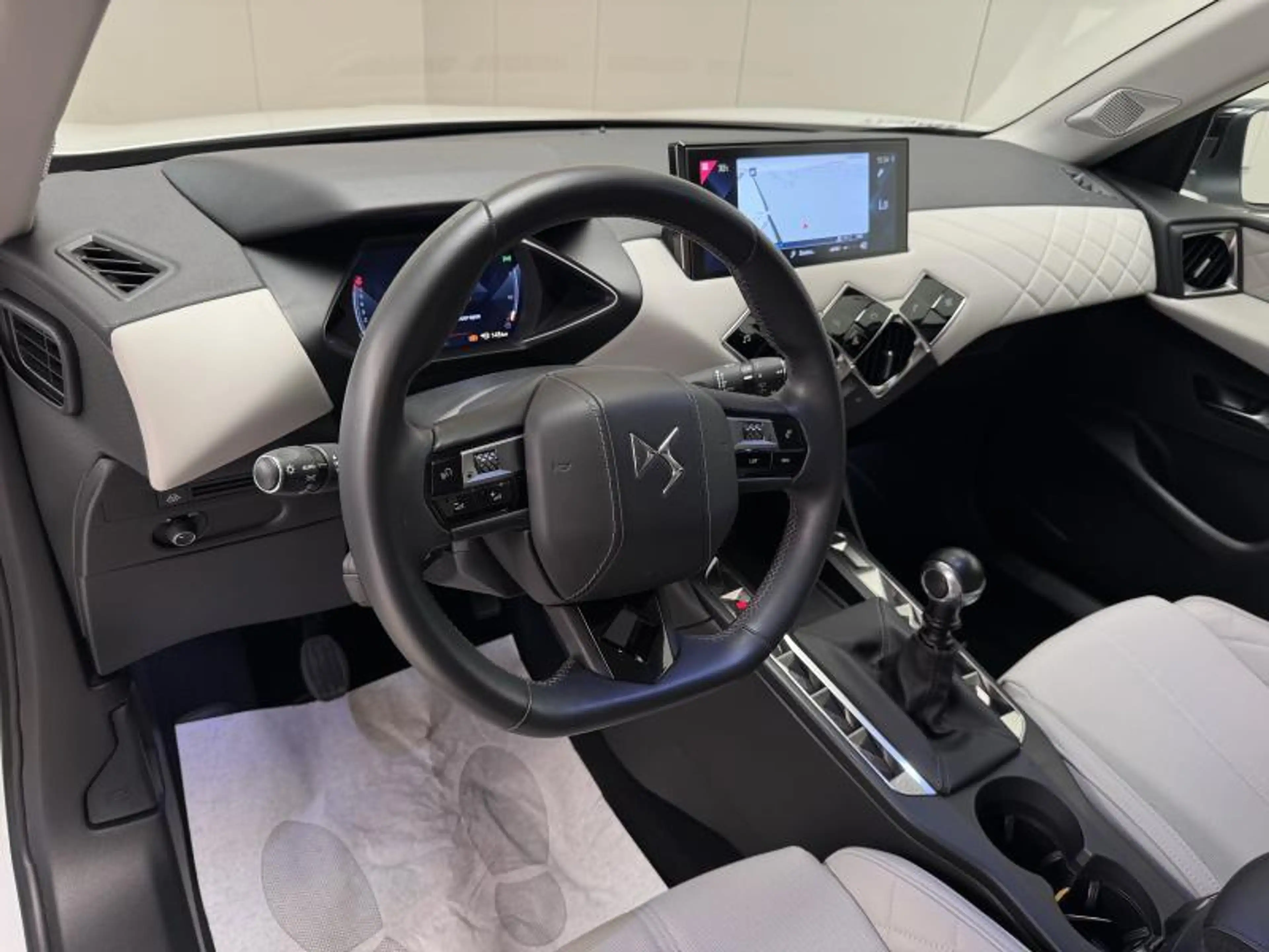 DS Automobiles DS 3 Crossback 1.2i So Chic **NIEUWSTAAT!** LED|GPS|PDC|ACC|CAM|C — photo 22