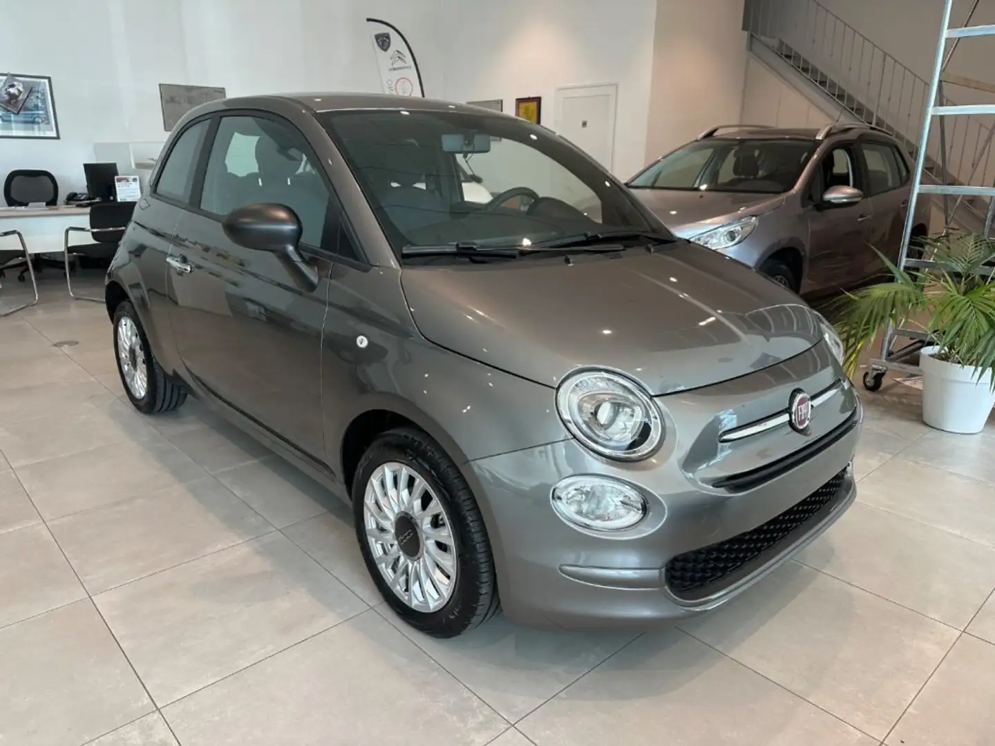 Fiat 500 1.0 Hybrid Gris - 2