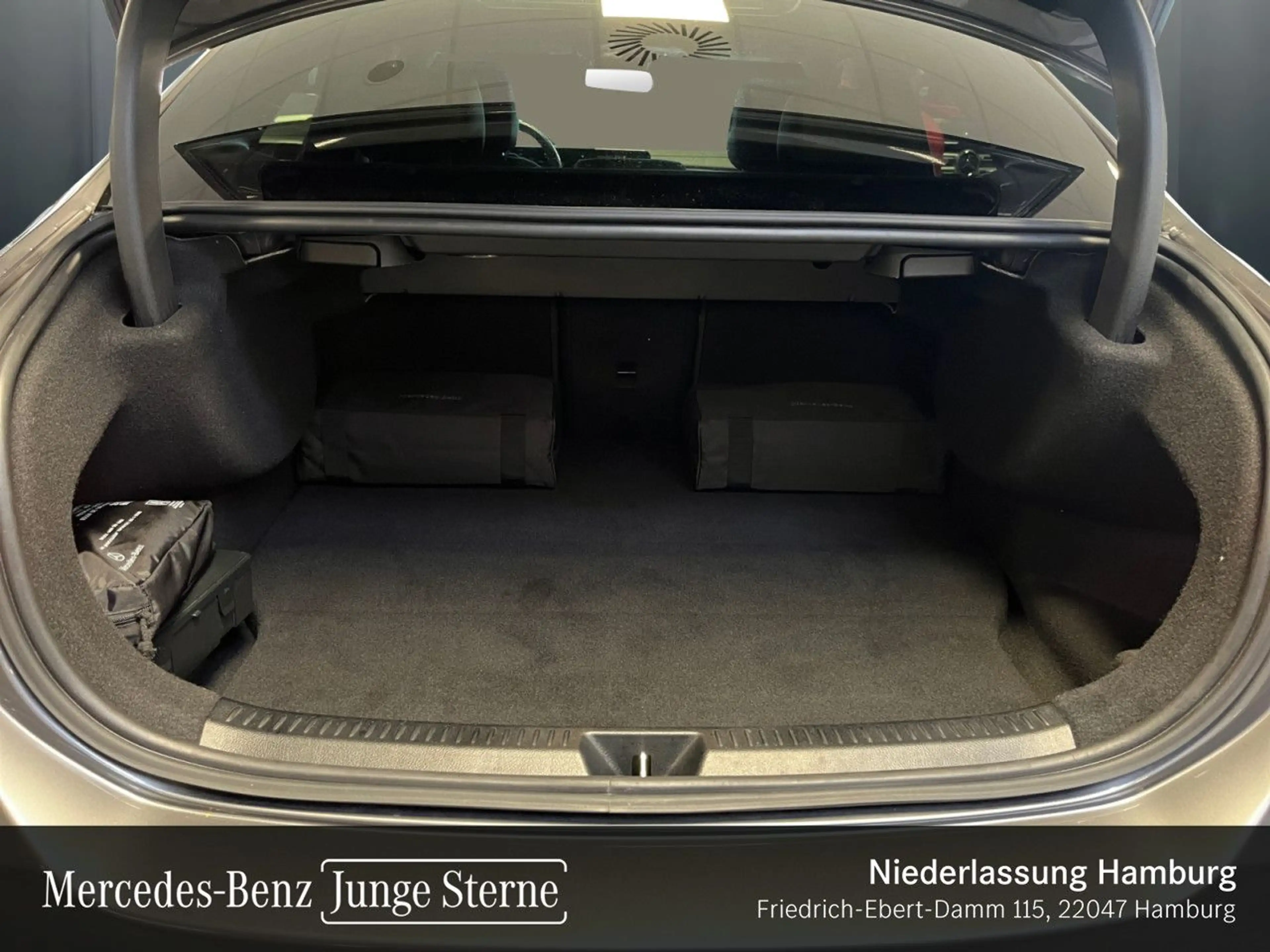 Mercedes-Benz A 250 e Lim AMG+NIGHT+LED+8G — photo 6