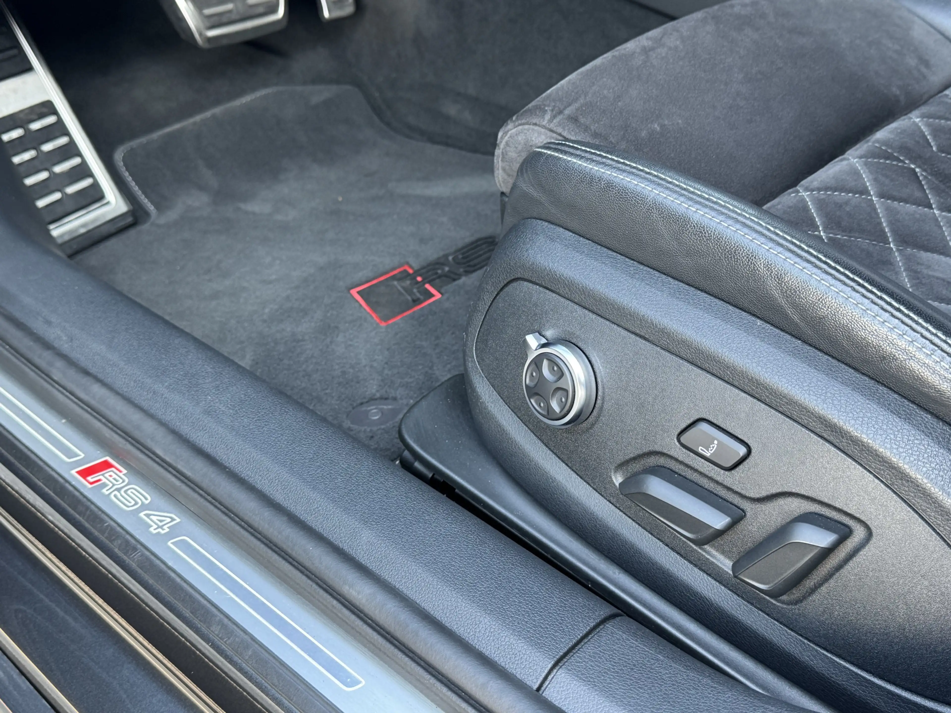 Audi RS4 Avant 2.9 V6 TFSI 451pk Quattro Perfect onderhoude — photo 32