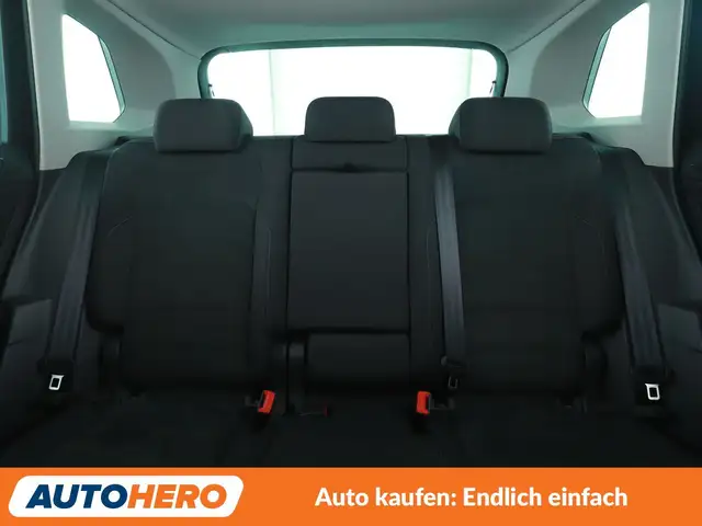 Volkswagen Tiguan view 15