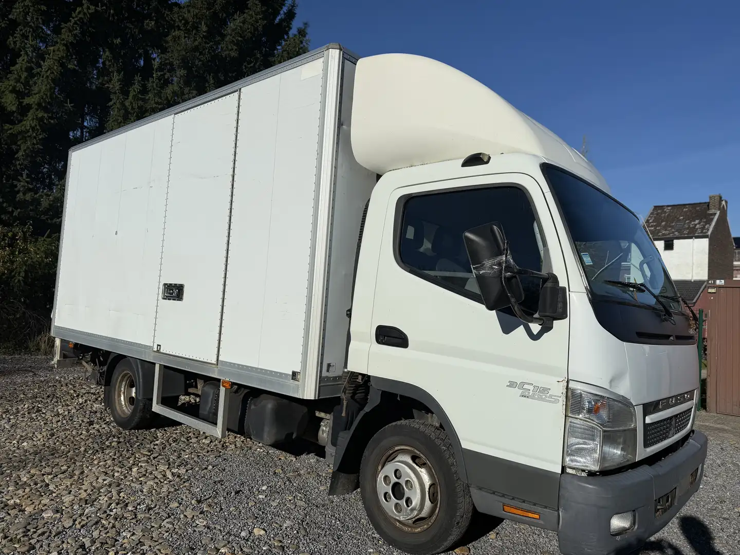 Mitsubishi Canter 3.0 Turbo Di-D FB 83S 19m3 Blanc - 1
