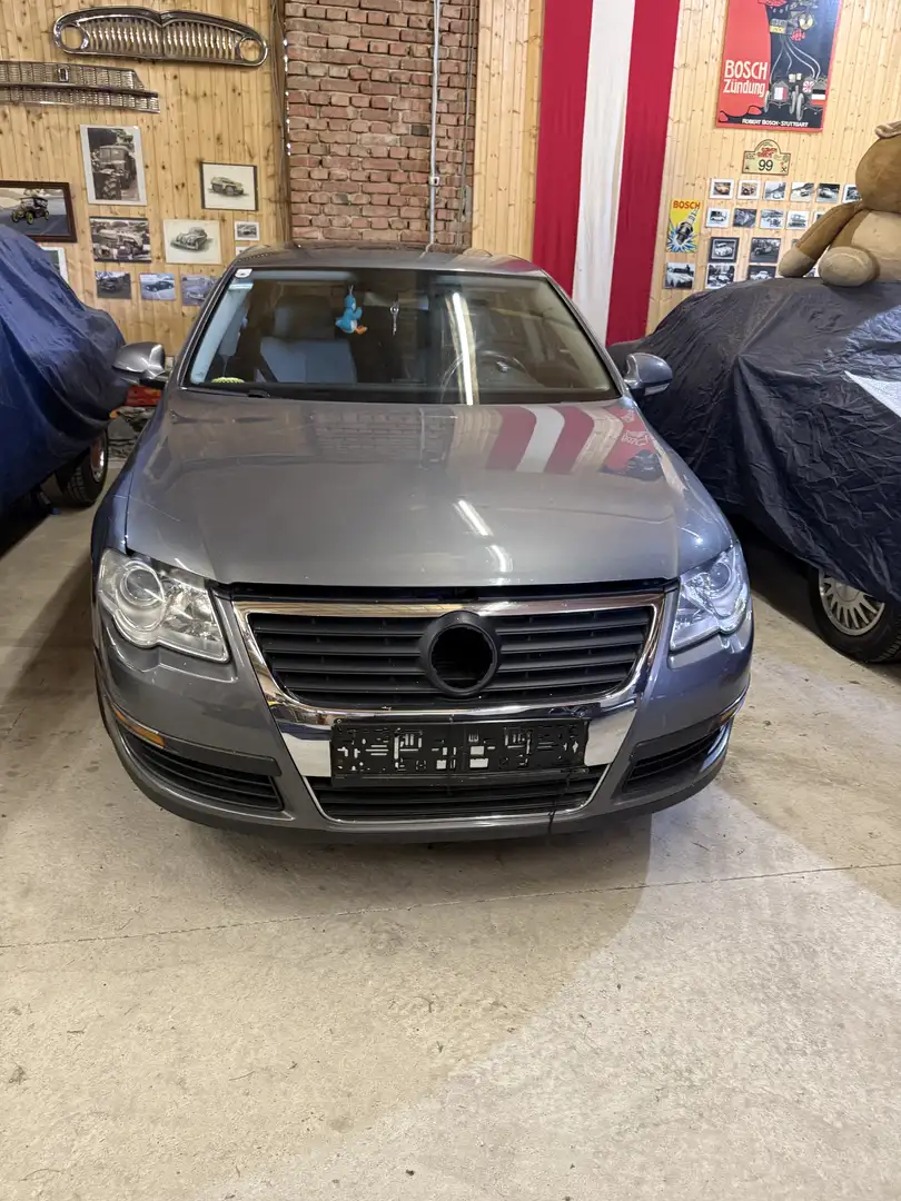 Volkswagen Passat 2.0 Turbo FSI Automatik Highline - 1