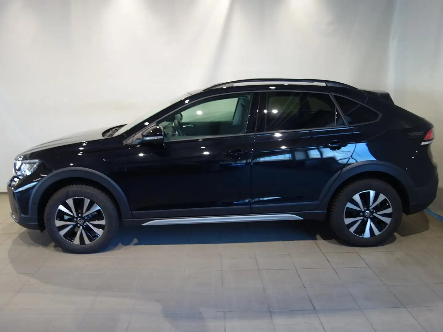 Volkswagen Taigo Life TSI Schwarz - 2