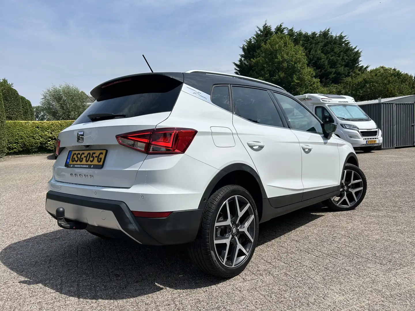 SEAT Arona 1.0 TSI Xcellence Business Intense Blanco - 2