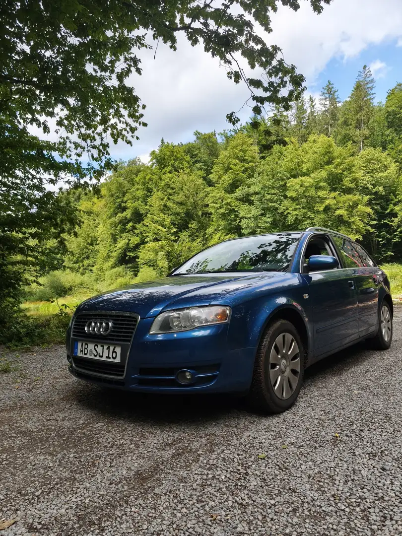 Audi A4 Avant 1.8 T Blau - 1