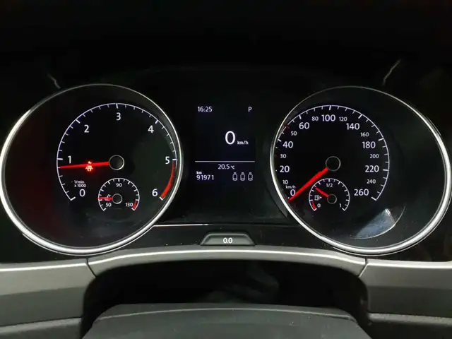 Volkswagen Touran view 11