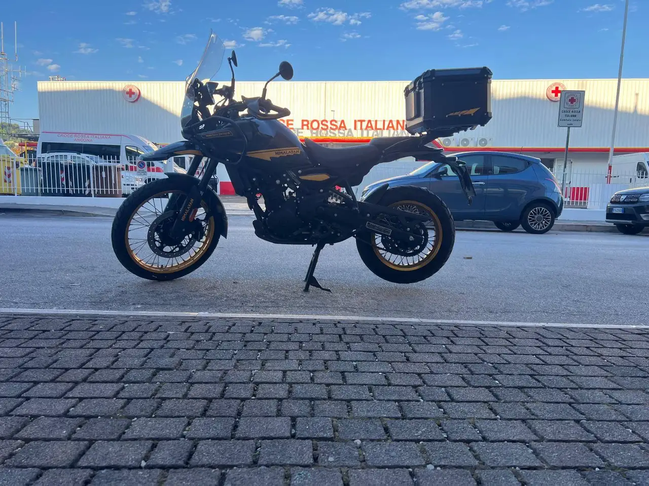 Royal Enfield Himalayan