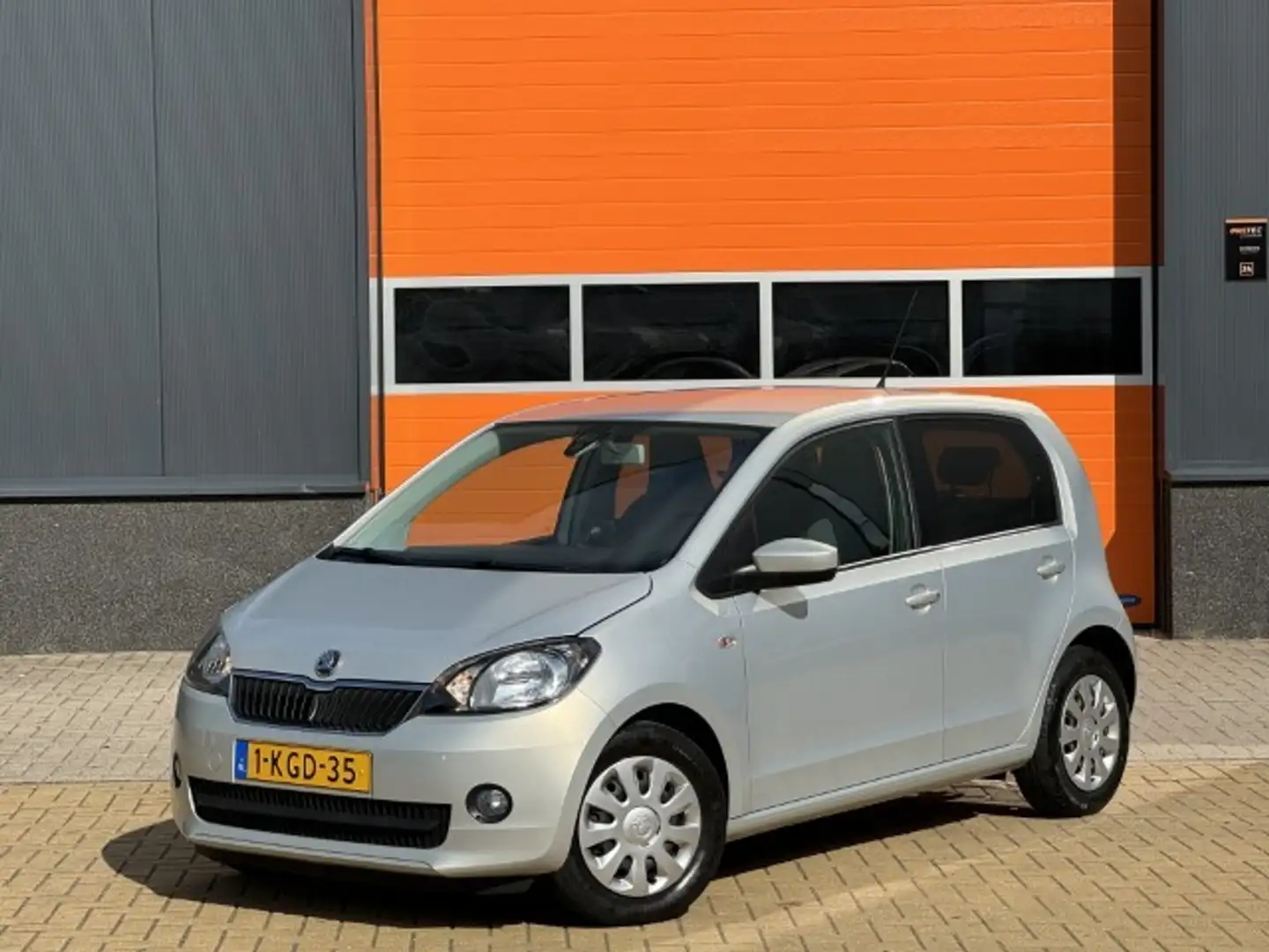 Skoda Citigo 1.0 Greentech Ambition Stoelverw, Trekhaak Gri - 1