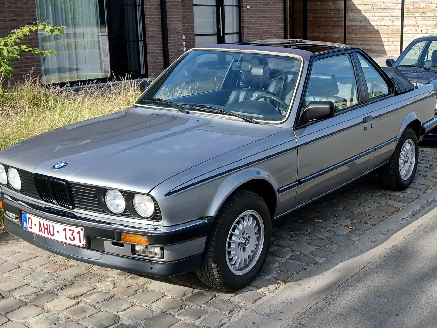 BMW 318 318i Argent - 2