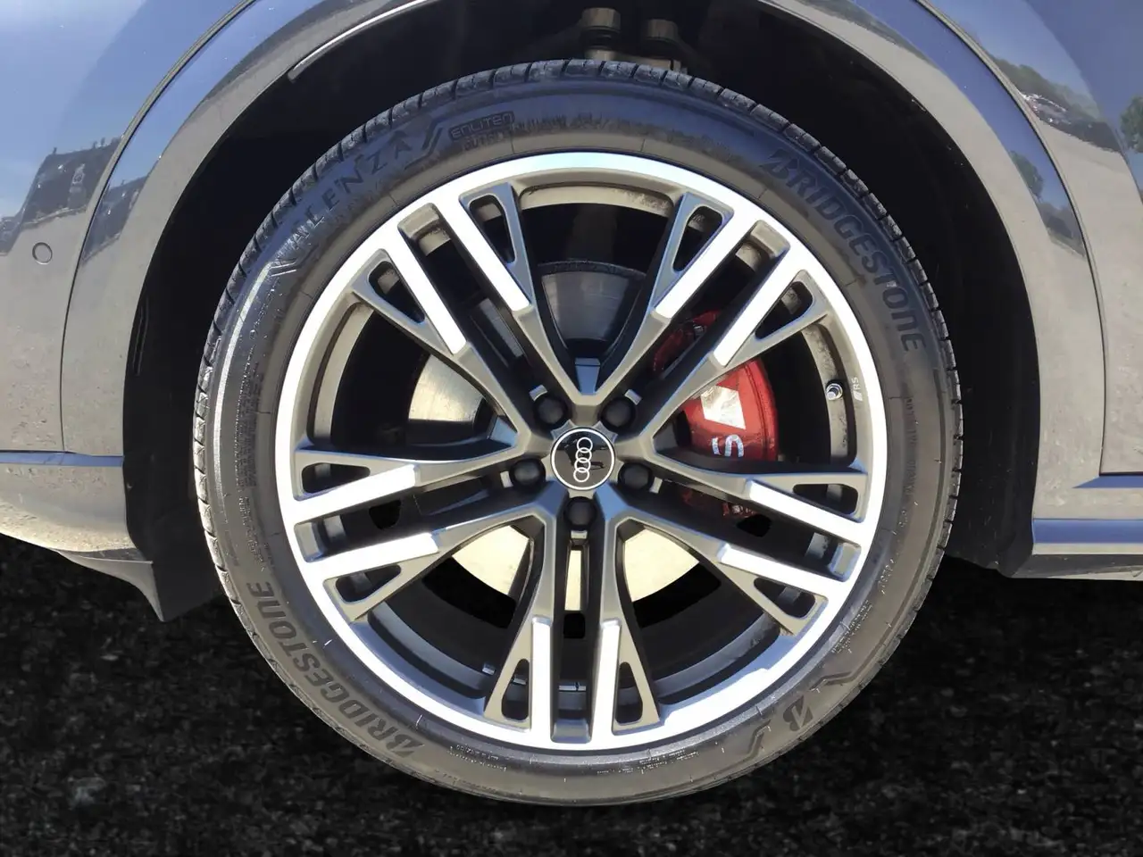 Audi SQ5 снимка Audi SQ5