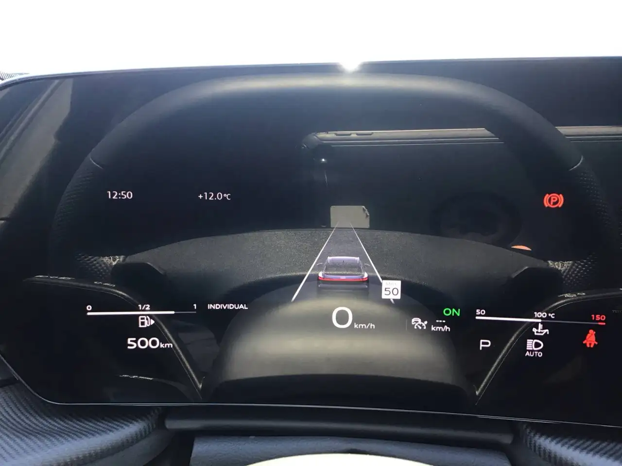 Audi SQ5 снимка Audi SQ5