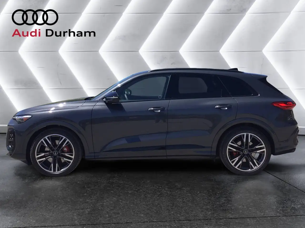Audi SQ5 снимка Audi SQ5