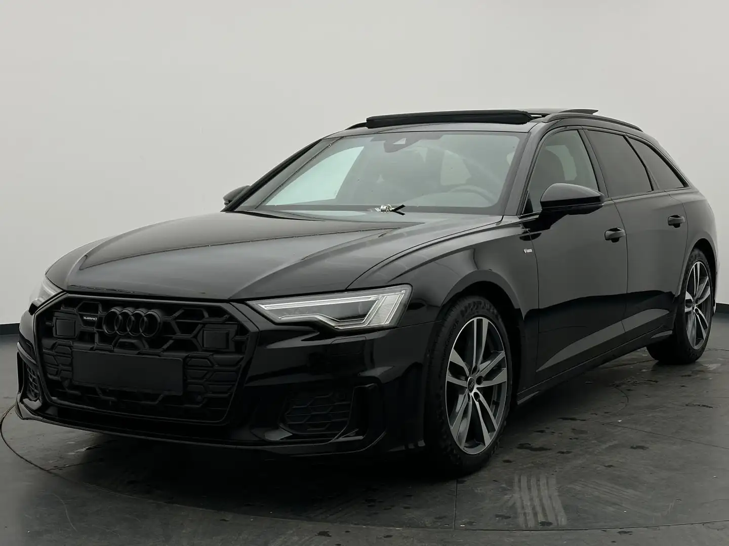 Audi A6 Avant 40 TDI 204 ch S LINE Noir - 1