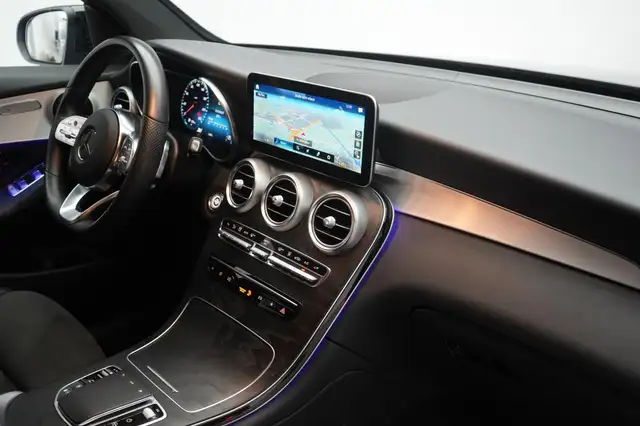 Mercedes-Benz GLC view 8