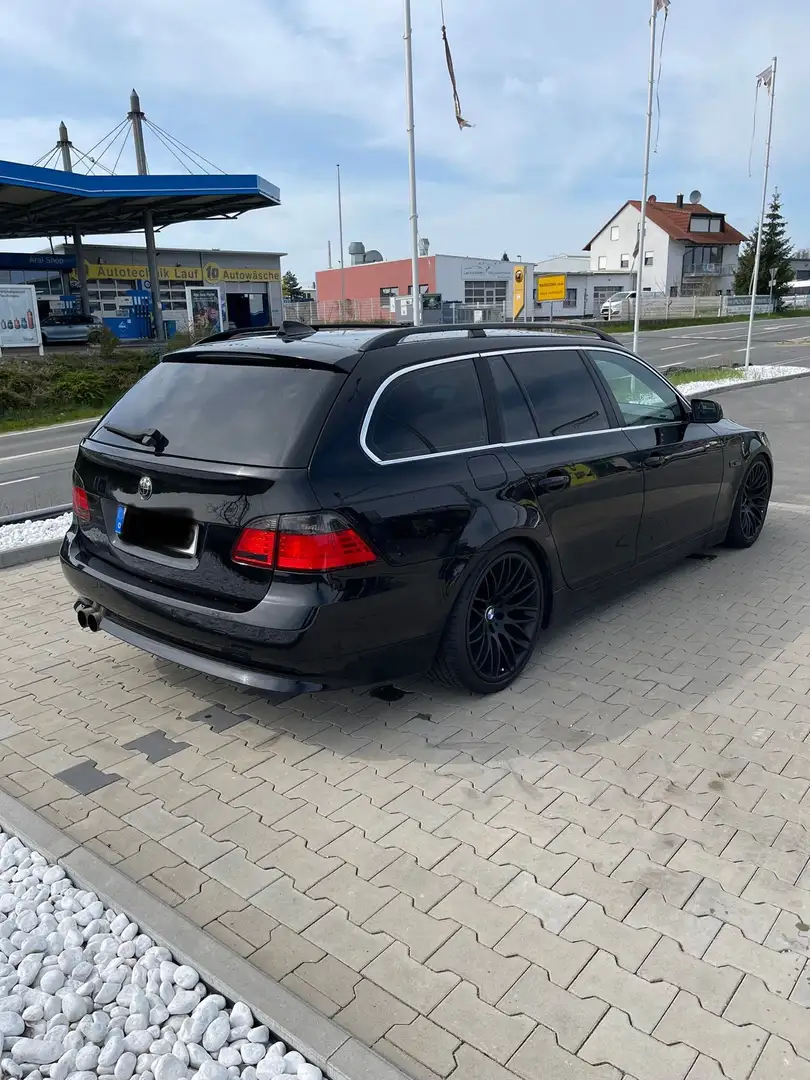 BMW 530 530d Touring Schwarz - 2