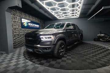 5.7 V8 HEMI 4x4 OFFROAD NIGHT-Edition LED