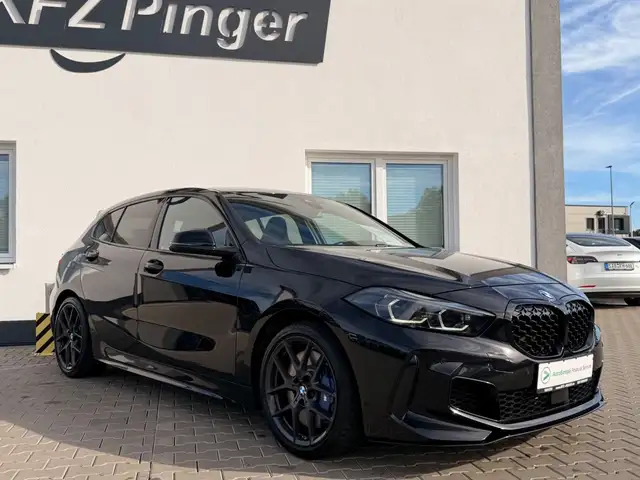 BMW 1 Series view 2