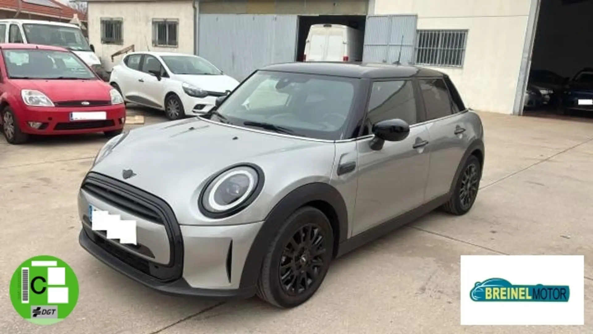 MINI Cooper 5 puertas Silber - 1