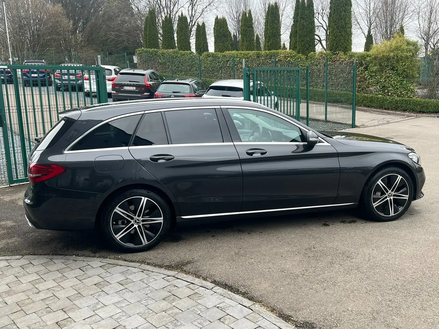 Mercedes-Benz C 300 DE BREAK 306 CV HYBRIDE DIESEL Noir - 2