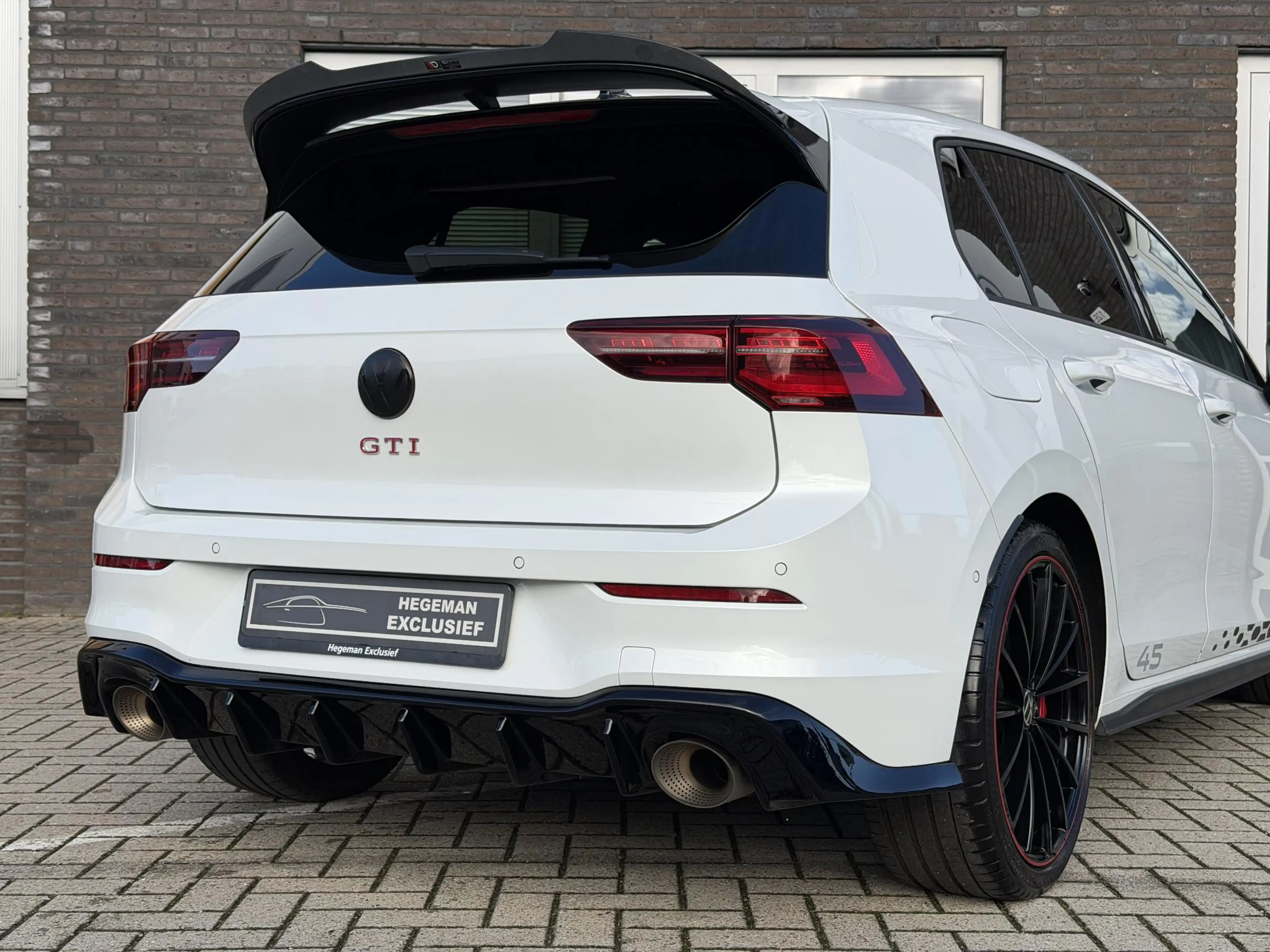 Volkswagen Golf GTI 2.0 TSI CLUBSPORT 45 | AKRA | H/K | IQ | Side Assi — photo 14