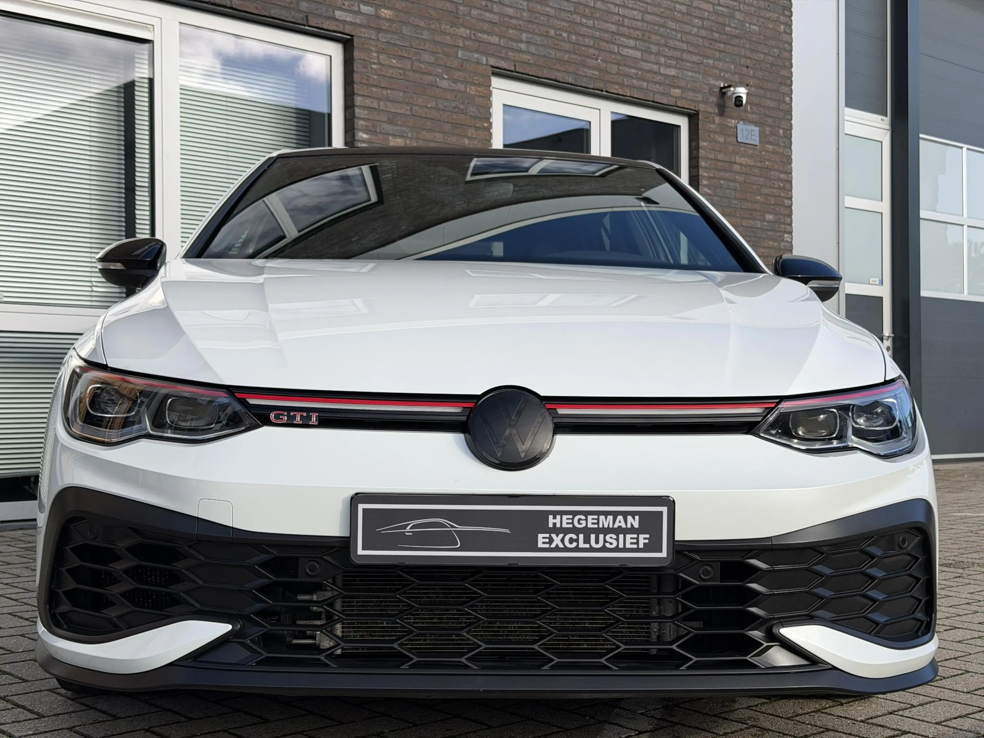 Volkswagen Golf GTI 2.0 TSI CLUBSPORT 45 | AKRA | H/K | IQ | Side Assi — photo 8