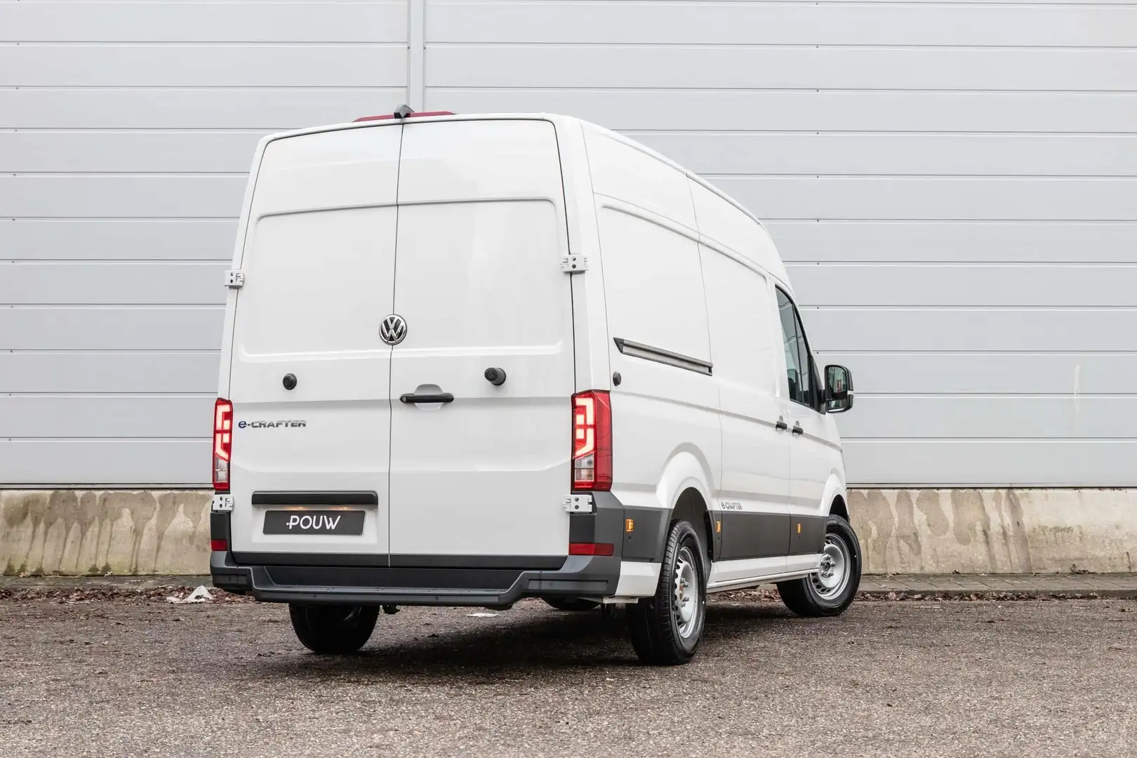 Volkswagen Crafter e-Crafter 136pk L3H3 + Stoelverwarming + Achteruit Wit - 2