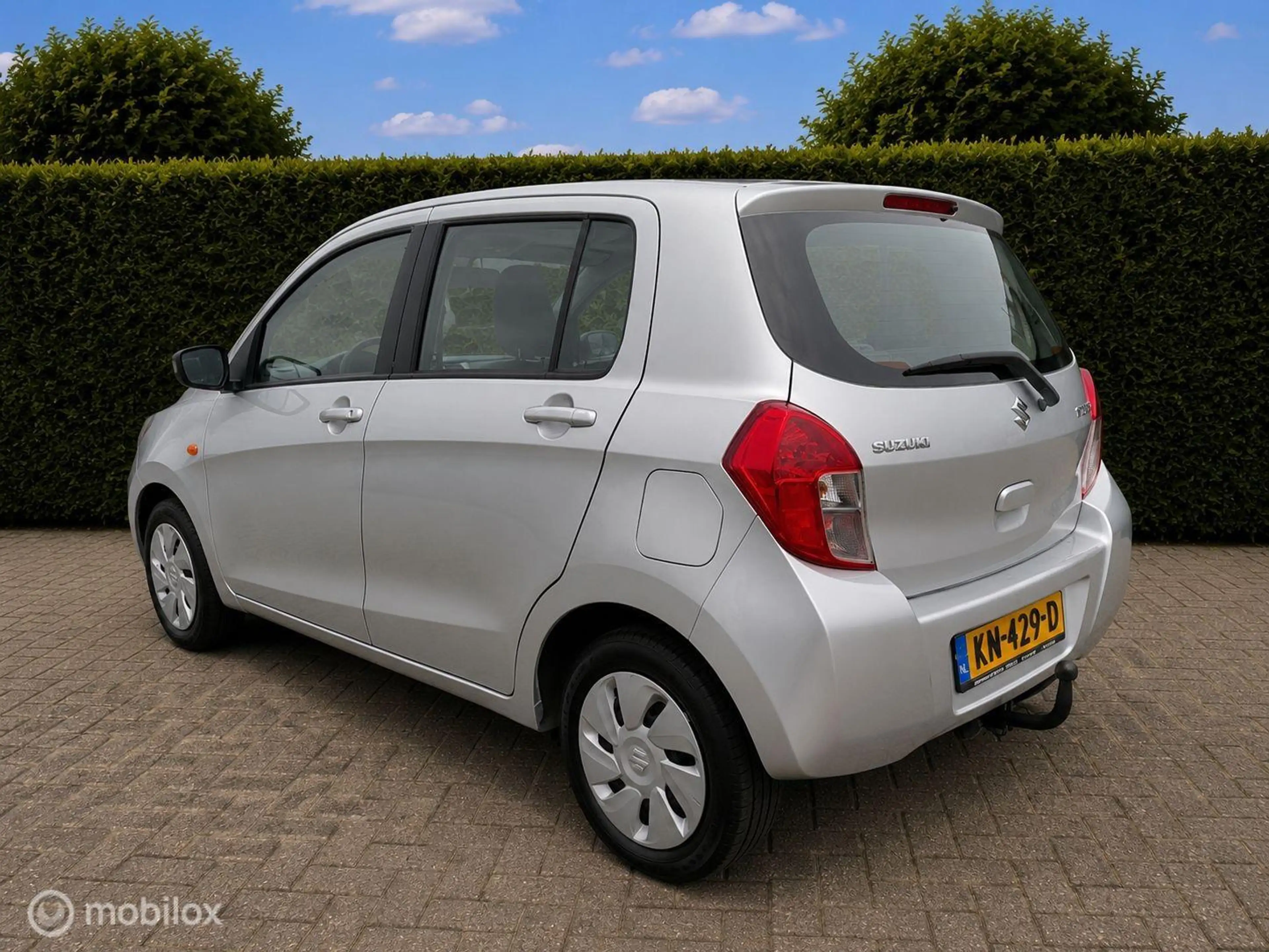 Suzuki Celerio 1.0 5deursAircoTrekhaakElektrPakketBluetooth — photo 6