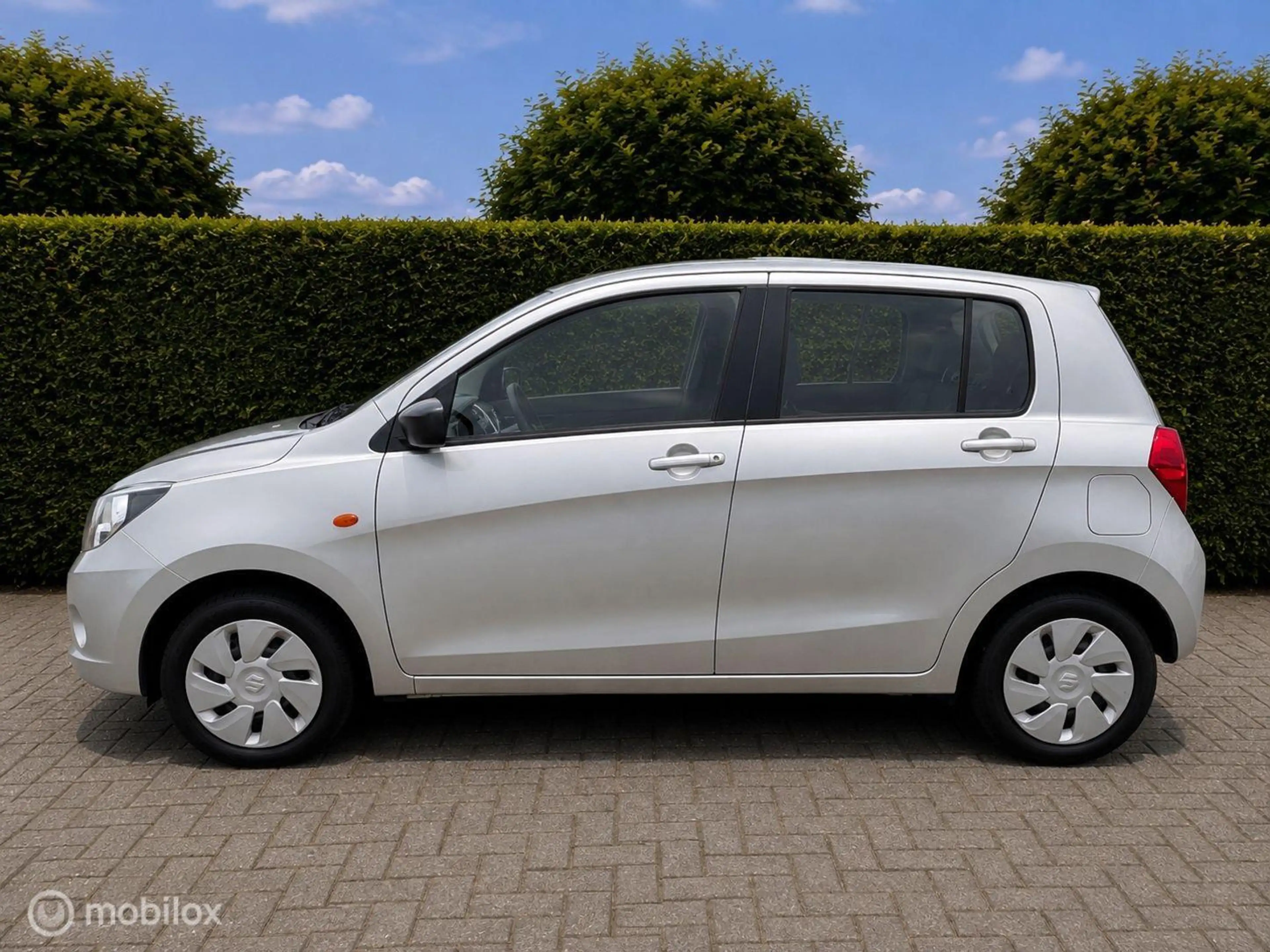 Suzuki Celerio 1.0 5deursAircoTrekhaakElektrPakketBluetooth — photo 5