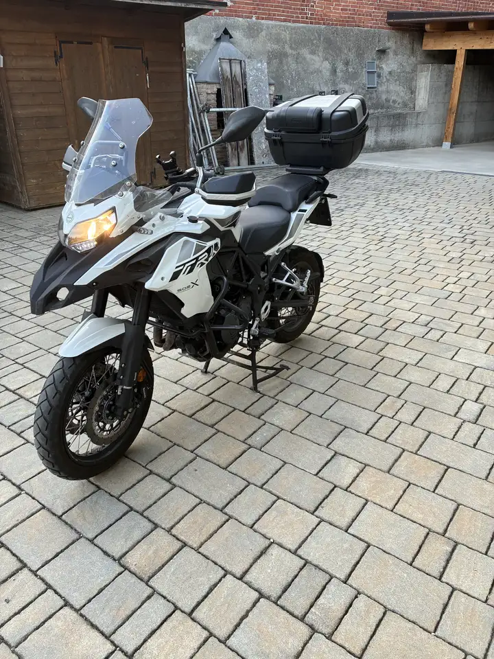 Benelli TRK 502