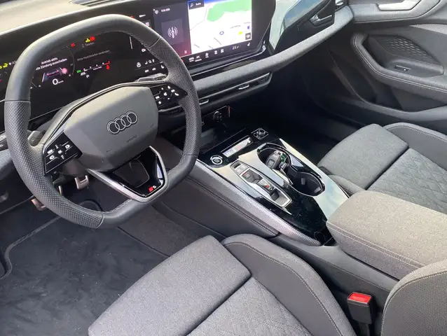 Audi A5 view 4