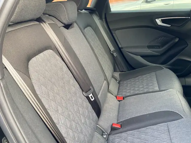 Audi A5 view 14