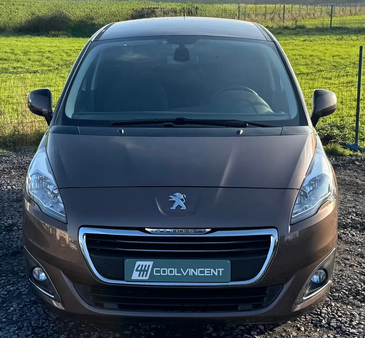 Peugeot 5008 EURO 6 * 1ère Main - Full Historique Bruin - 2