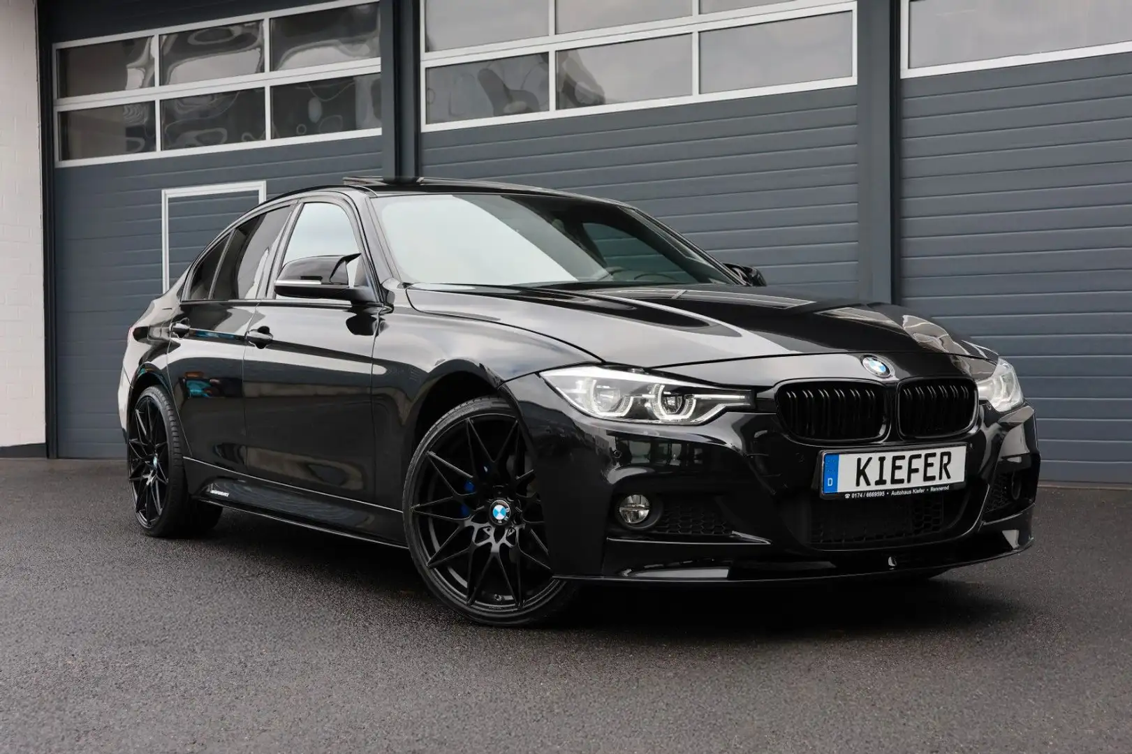BMW 330 i xDrive M/APPLE/Schiebedach/SHZ/KAMERA/R20 Noir - 1