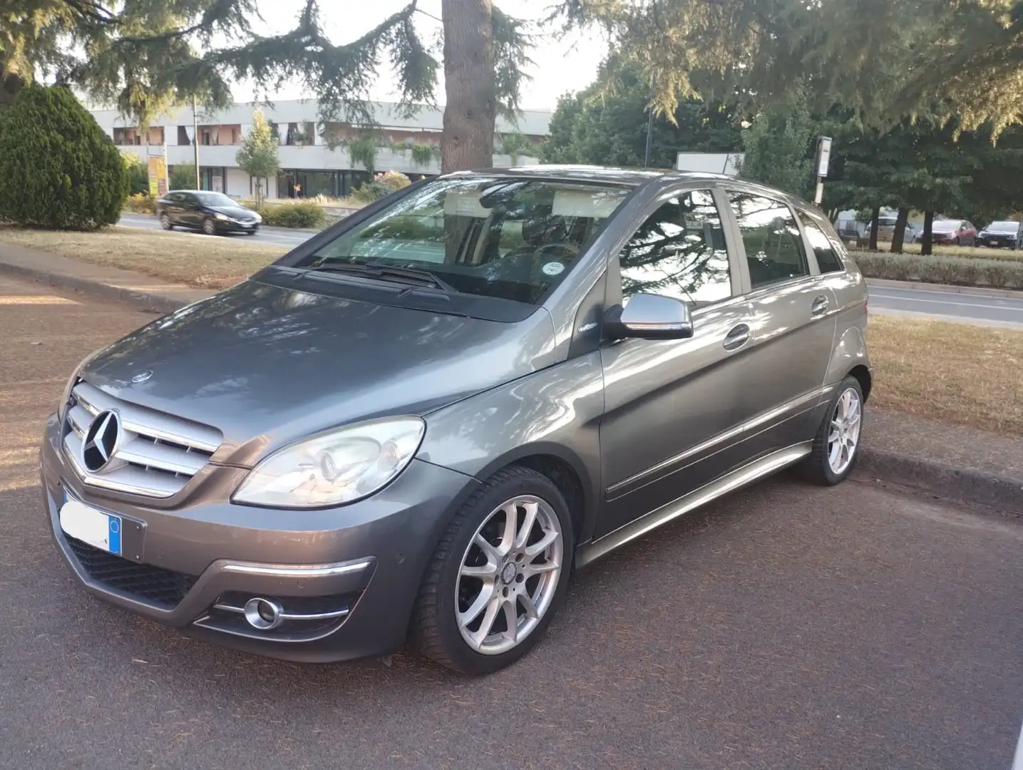Mercedes-Benz B 160 B 160 be Executive Grigio - 2