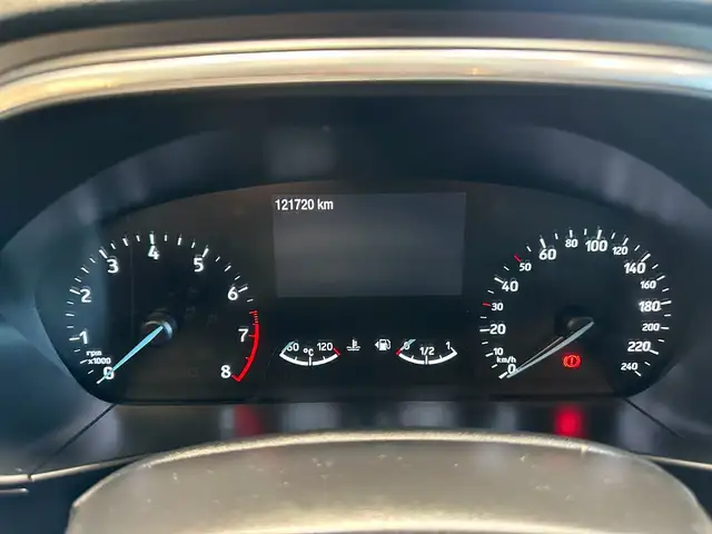 Ford Focus view 13