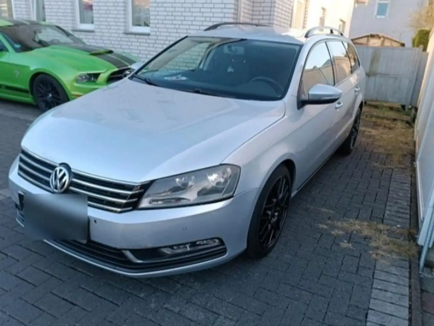 Volkswagen Passat 2.0 TDI DSG BlueMotion Technology R-Line - 1
