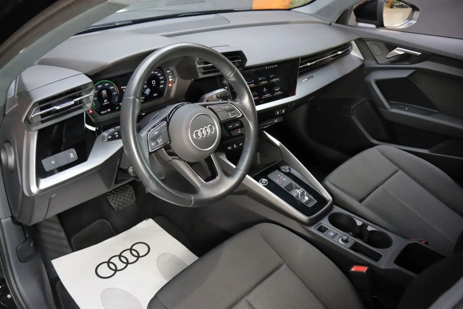 Audi A3 Sportback 40 e-tron S tronic Noir - 2