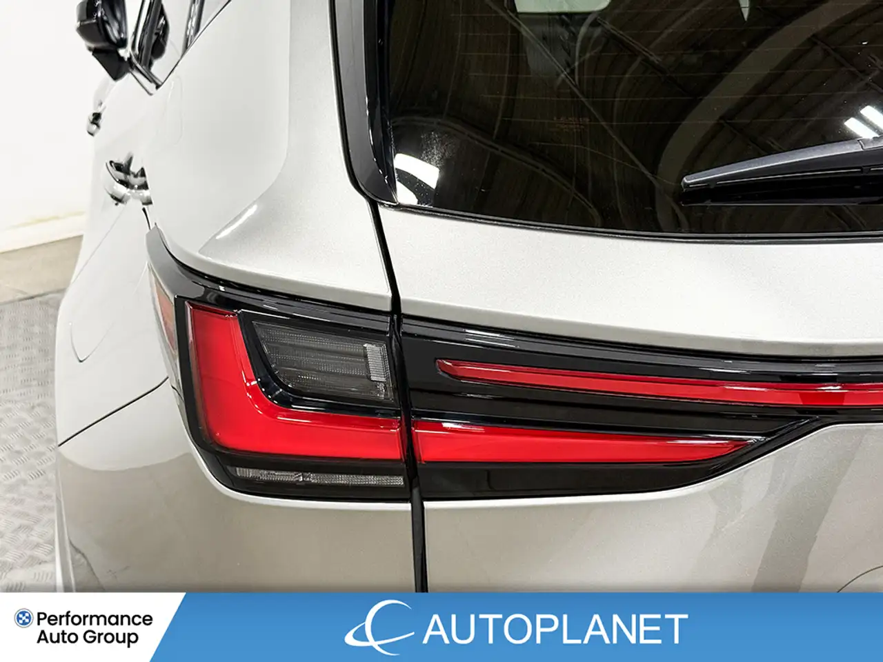 Lexus NX снимка Lexus NX
