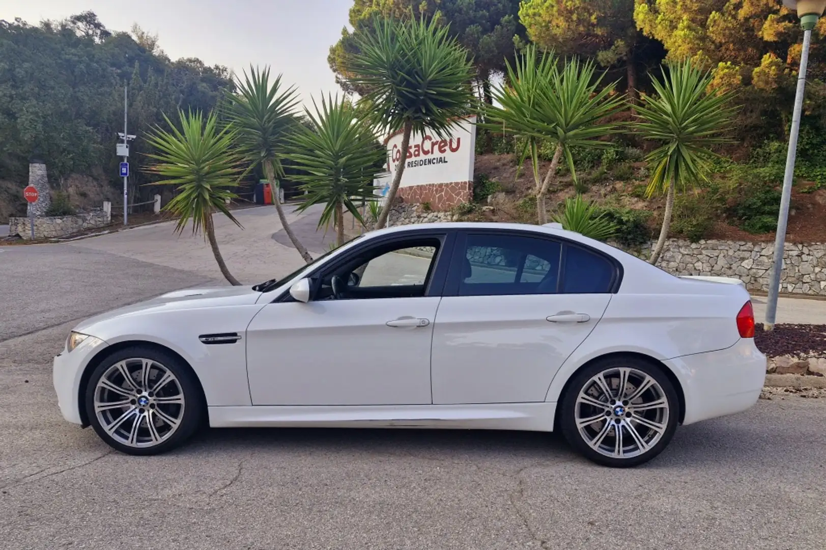 BMW M3 DKG Blanc - 2