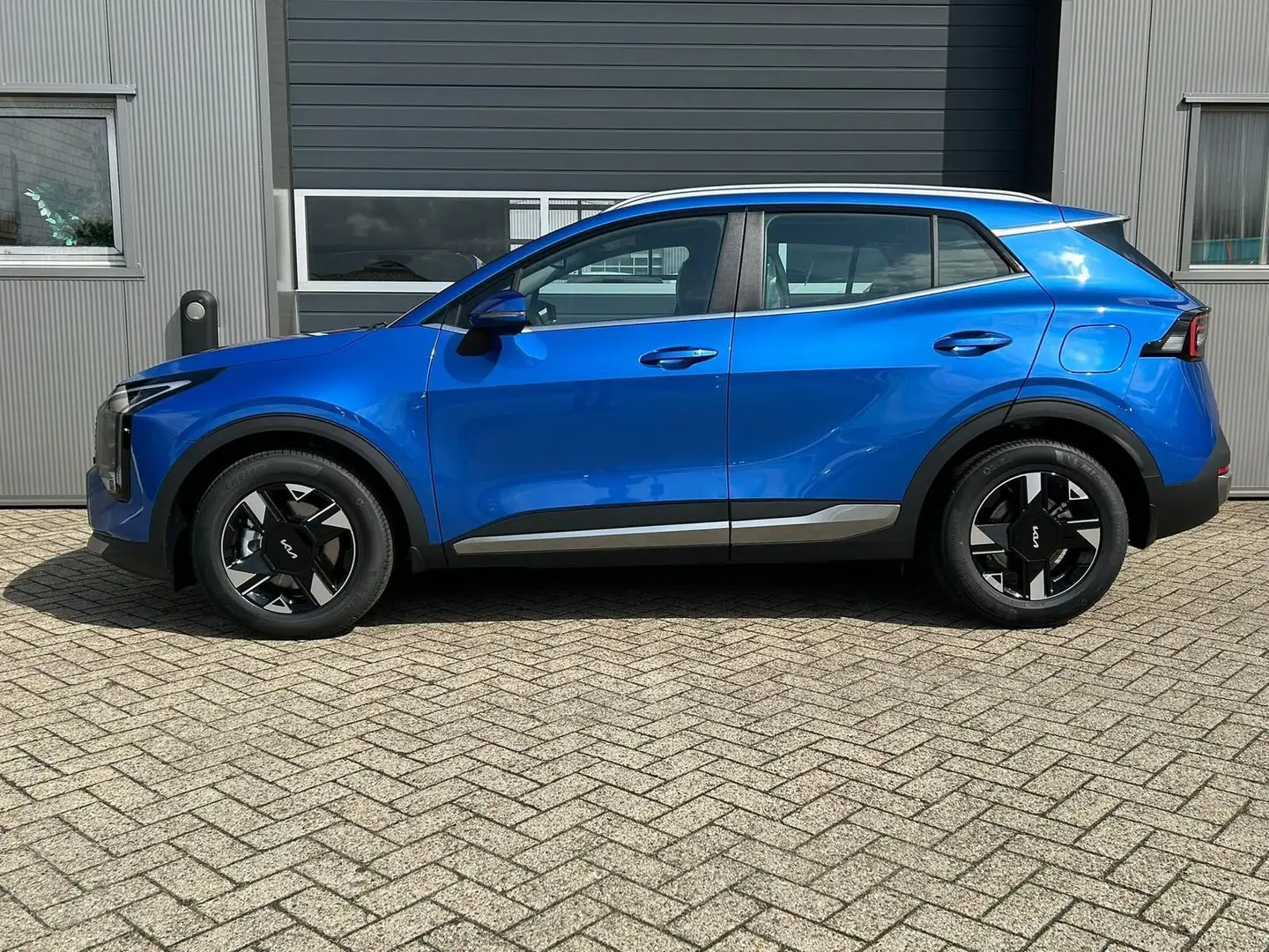 Kia Sportage Vision 1.6 T-GDi MHEV 150PS Automat... Bleu - 2