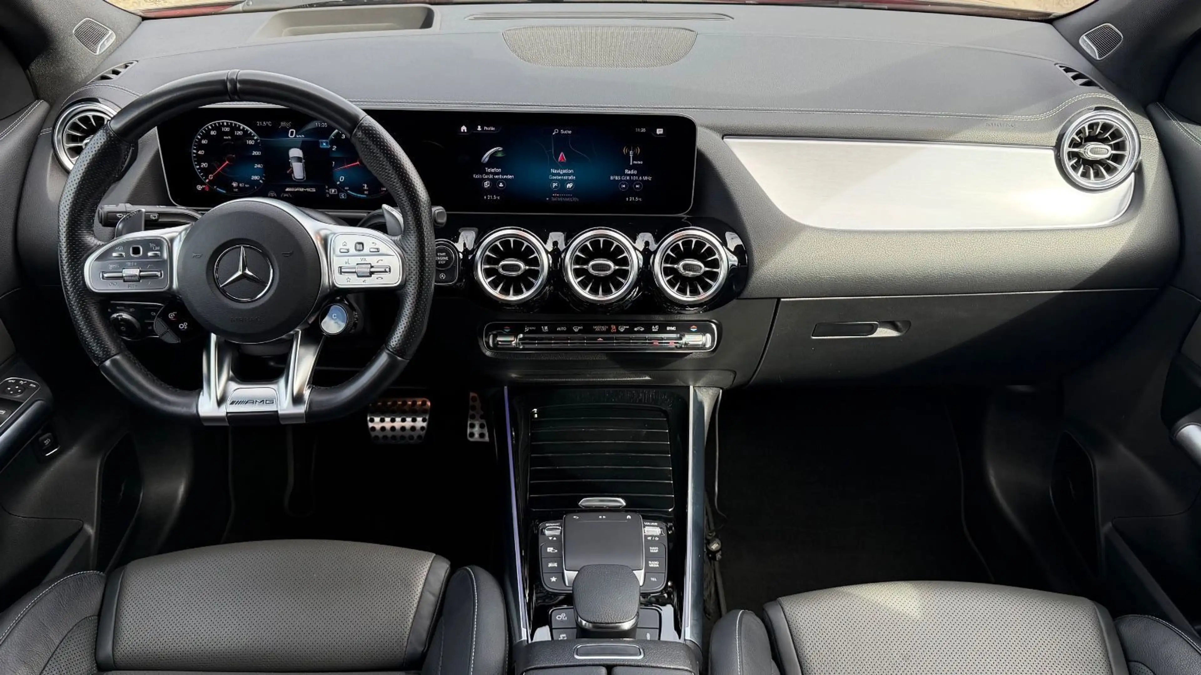 Mercedes-Benz GLA 35 AMG 4MATIC *360*SPORTSITZE*AUSPUFF* — photo 8