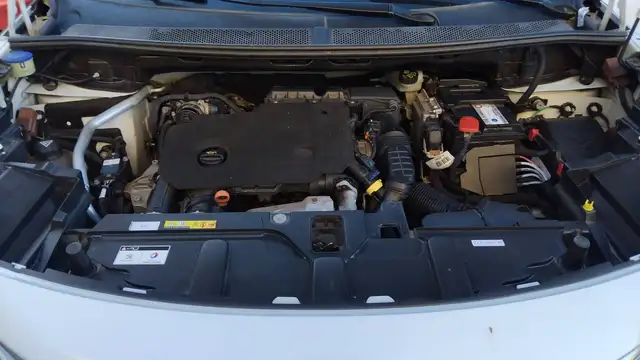 Peugeot 3008 view 15
